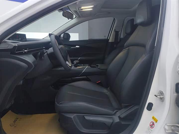 Фото 9 - Changan Eado Plus