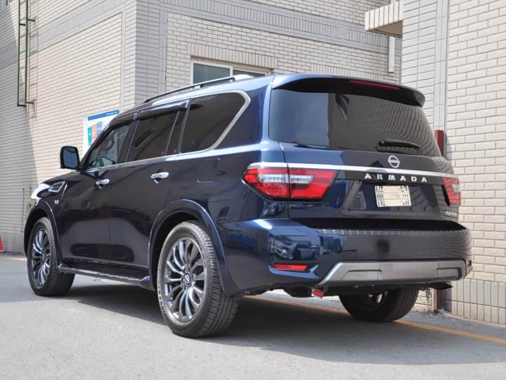 2023 Nissan Armada
