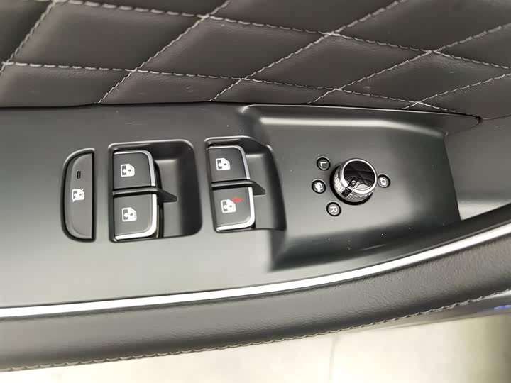 Hongqi HS5 2019 2019款 2.0T 智联旗享版