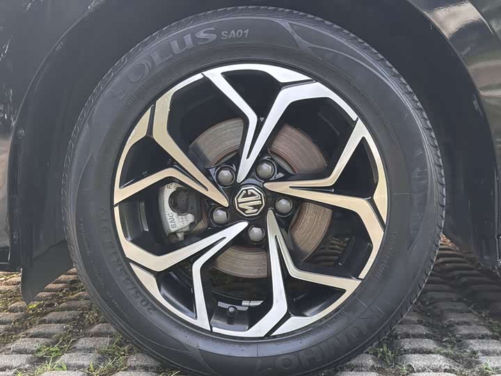 Фото 6 - MG Motor 5