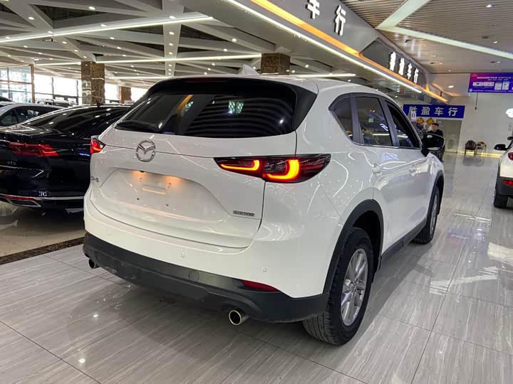 Zdjęcie 4 - Mazda CX-5
