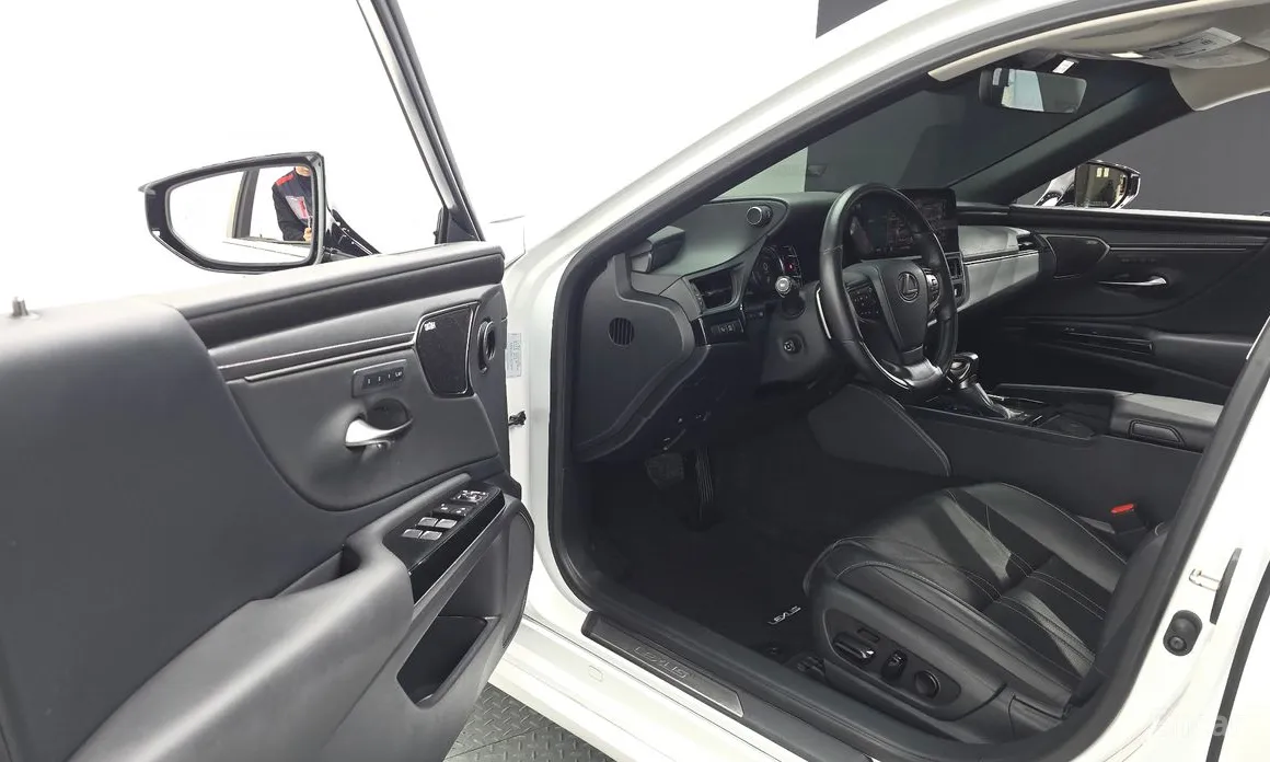 Lexus ES 2018 Executive