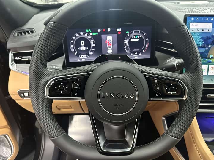 Lynk & Co 09 2026 2026款 2.0T 四驱探索版Ultra