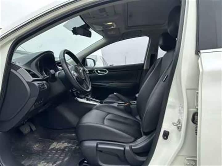 Zdjęcie 8 - Nissan Sylphy