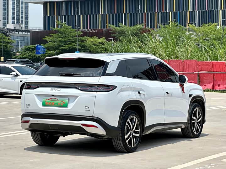 BYD Song L DM-i Hybrid 2025 2025款 智驾版 112km 领先型
