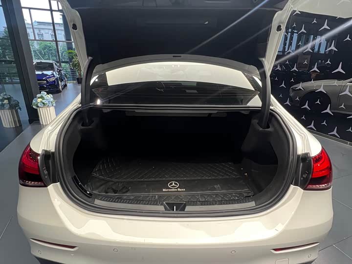 Фото 5 - Mercedes-Benz A-Class