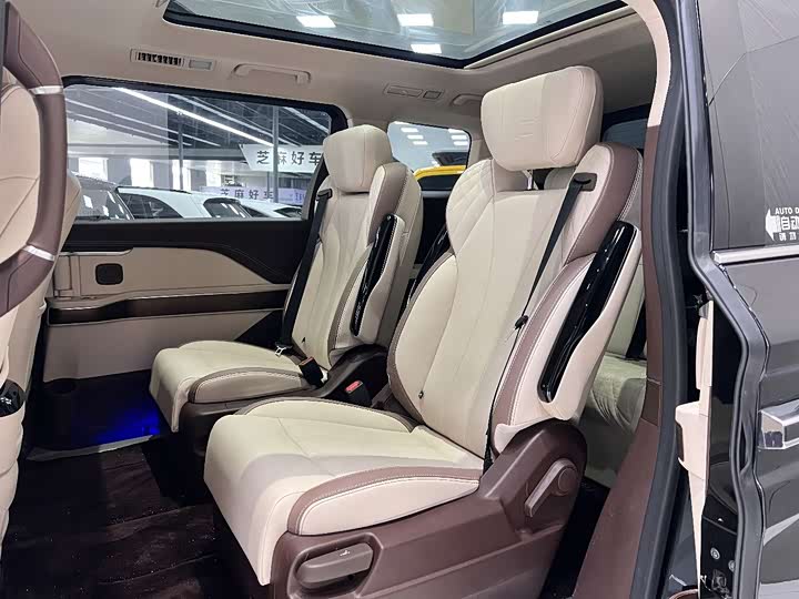 2023 Bestune M9