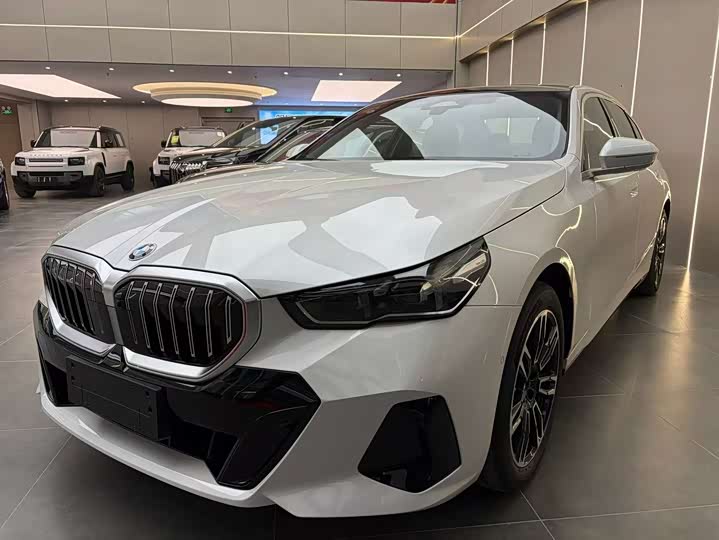BMW 5 Series 2026 2026款 530Li 领先型 M运动套装