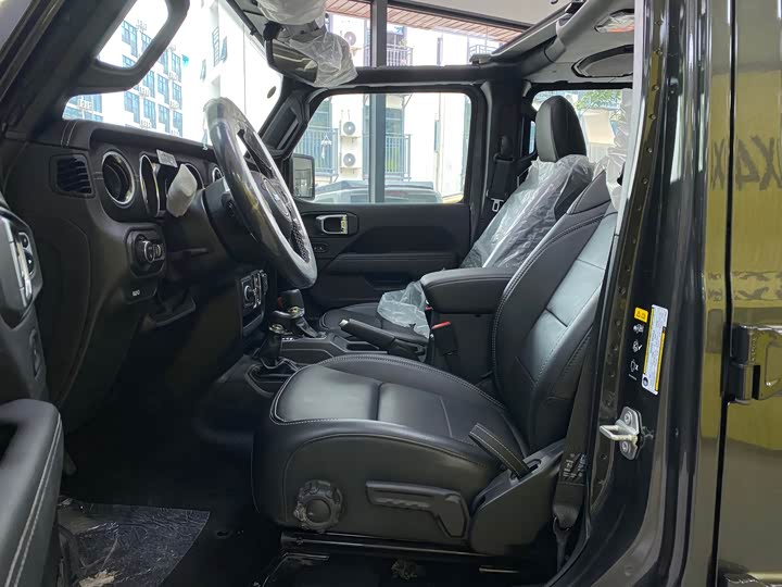 2023 Jeep Gladiator
