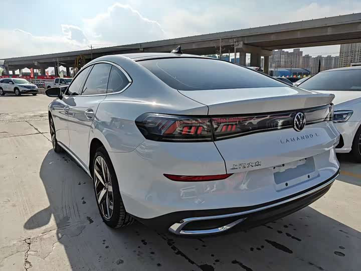 Фото 3 - Volkswagen Lamando L