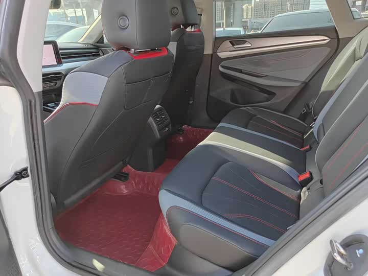 Фото 9 - Volkswagen Lamando L