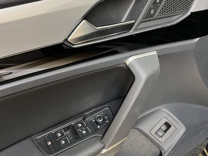 Фото 7 - Volkswagen Tayron