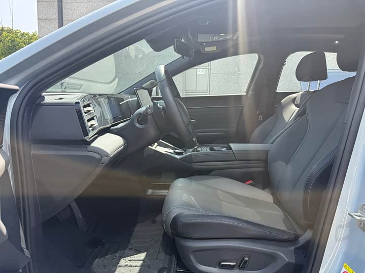 Фото 4 - BYD Qin L