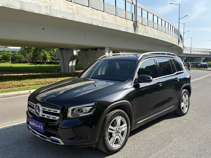 Mercedes-Benz GLB-Class 2022 2022款 改款二 GLB 200 时尚型