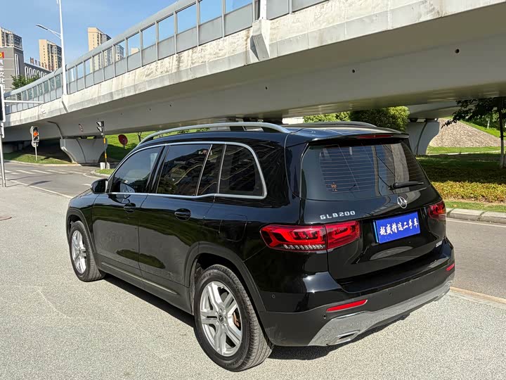 Mercedes-Benz GLB-Class 2022 2022款 改款二 GLB 200 时尚型