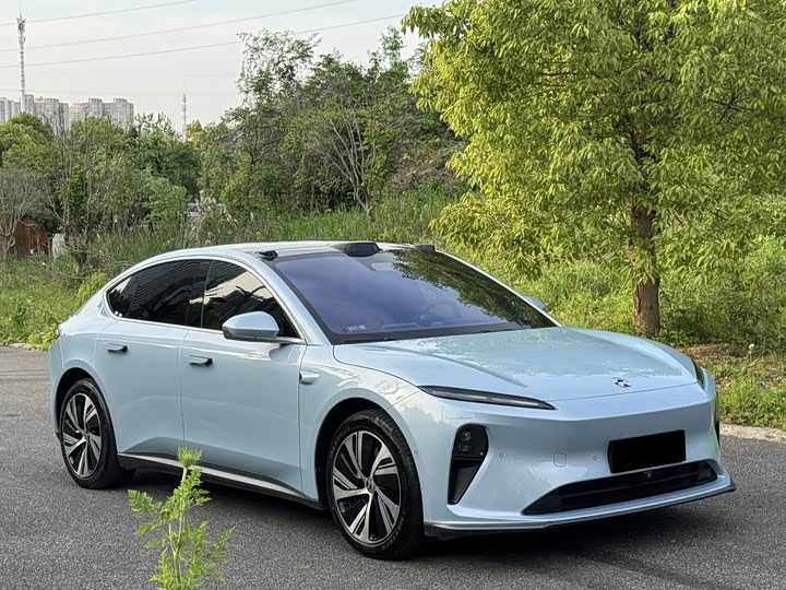 Фото 3 - Nio ET5
