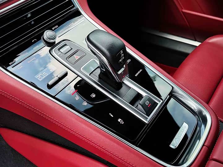 Фото 12 - Porsche Panamera Hybrid