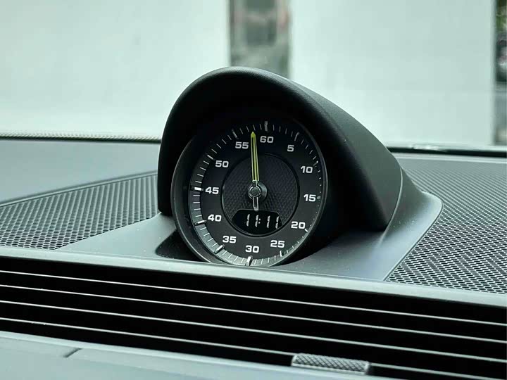 Фото 21 - Porsche Panamera Hybrid