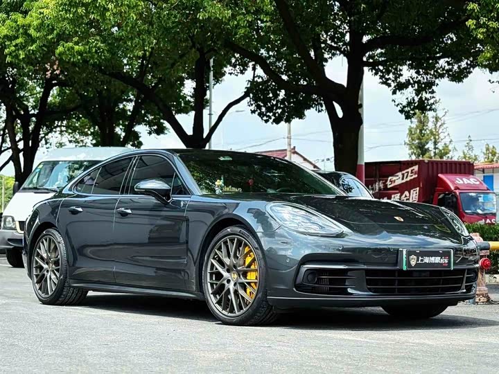 Фото 4 - Porsche Panamera Hybrid