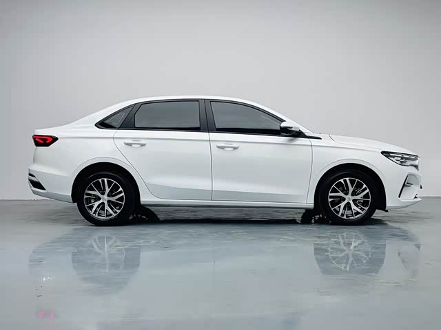 Geely Emgrand 2026 2026款 400万纪念款 1.5L CVT超越型