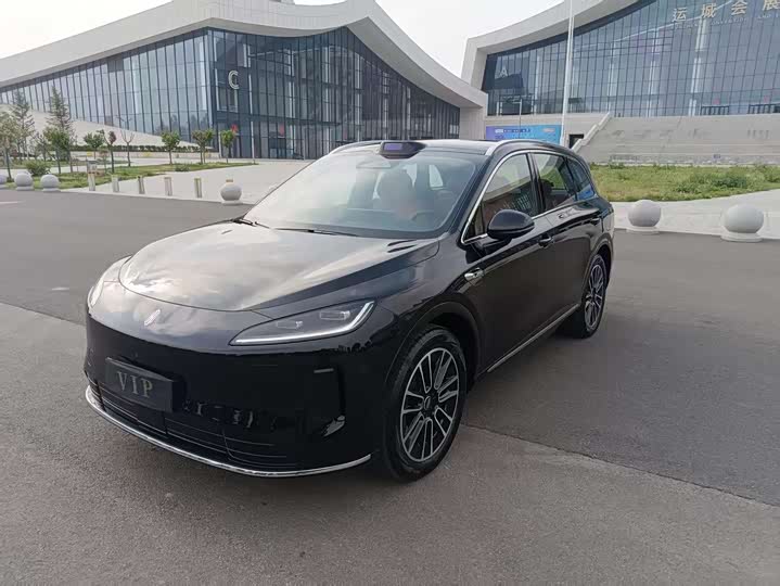 Zdjęcie 1 - Shangjie (Huawei × SAIC) H5