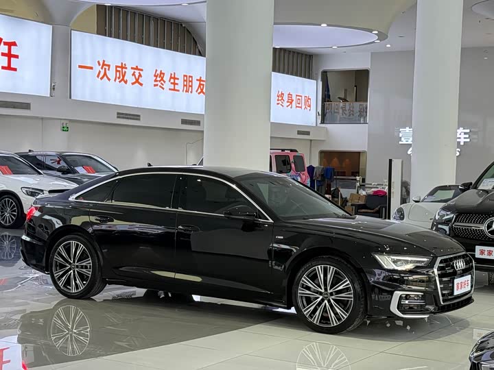 Фото 3 - Audi A6L