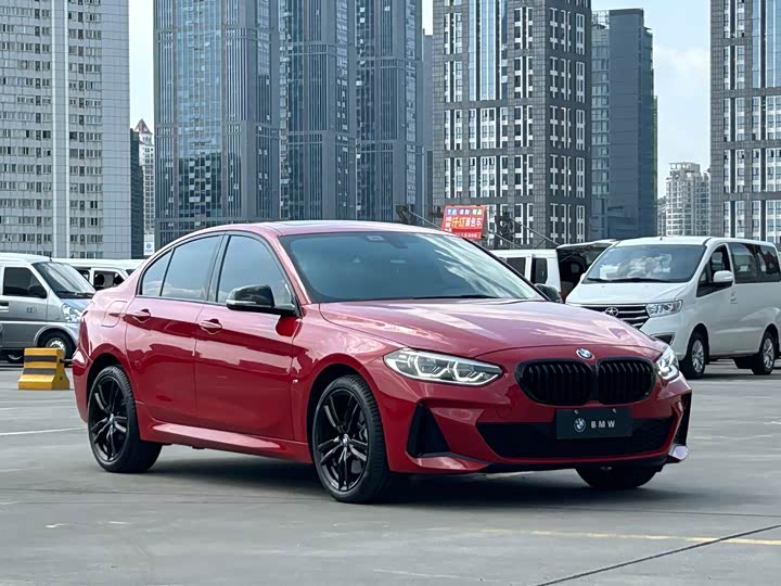 BMW 1 Series 2023 2023款 125i M运动曜夜版