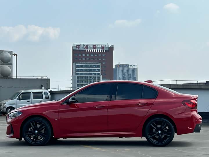 BMW 1 Series 2023 2023款 125i M运动曜夜版