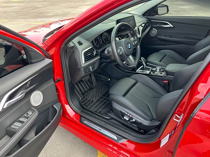 BMW 1 Series 2023 2023款 125i M运动曜夜版