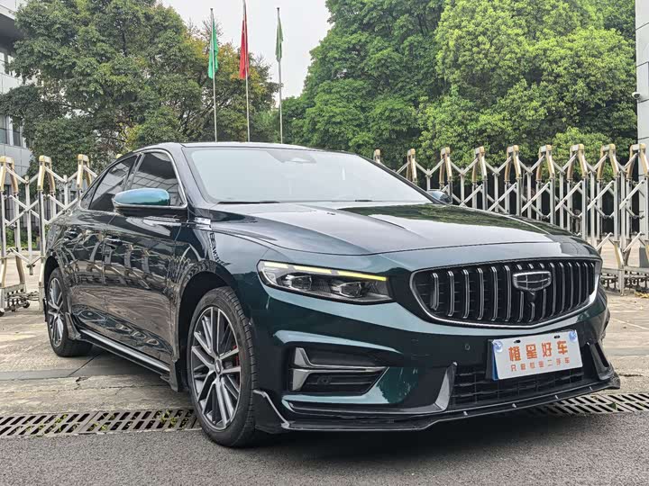Фото 3 - Geely Preface