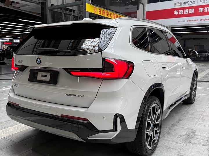 Фото 6 - BMW X1