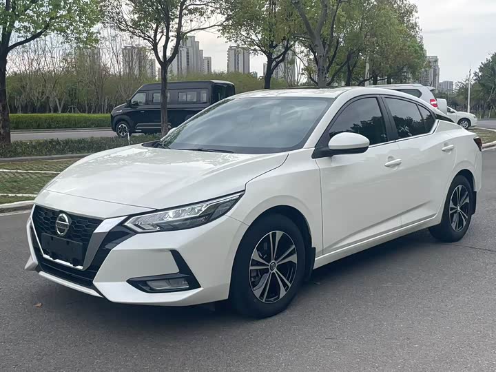 Фото 1 - Nissan Sylphy