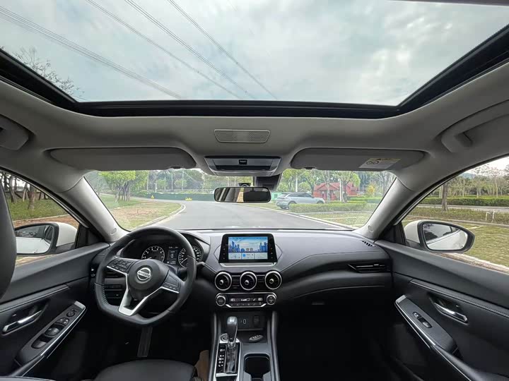 Фото 5 - Nissan Sylphy