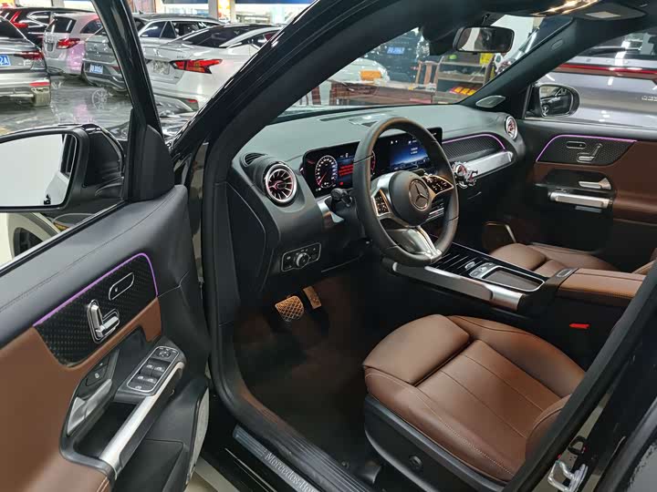 Фото 3 - Mercedes-Benz GLB-Class