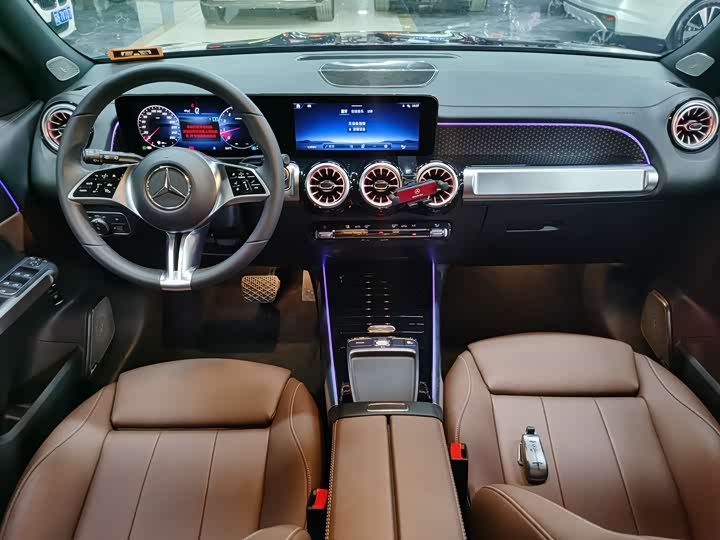 Фото 5 - Mercedes-Benz GLB-Class