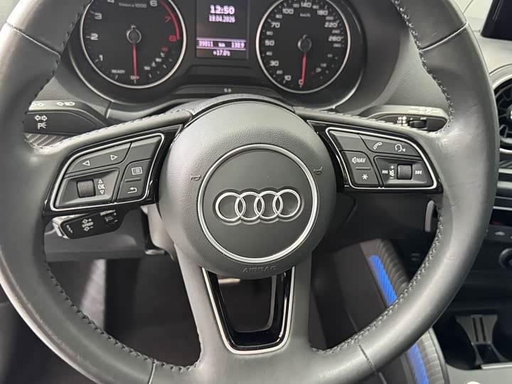 Zdjęcie 6 - Audi Q2L