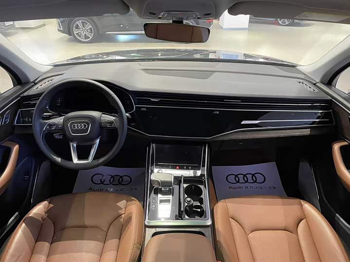 Zdjęcie 7 - Audi Q7