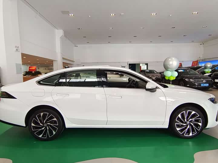 2026 Volkswagen Sagitar L