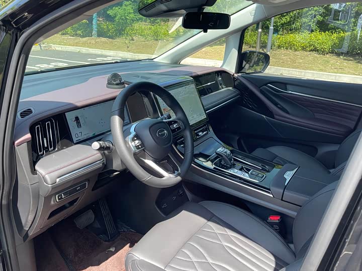 Фото 5 - GAC Trumpchi M8