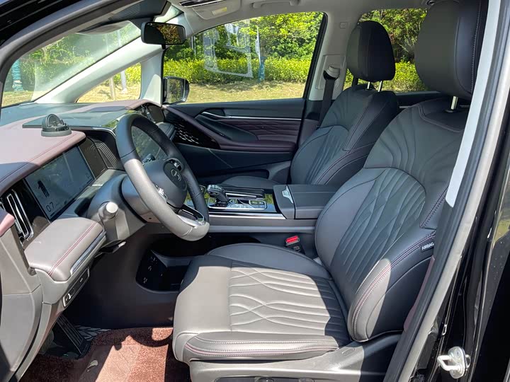 Фото 6 - GAC Trumpchi M8