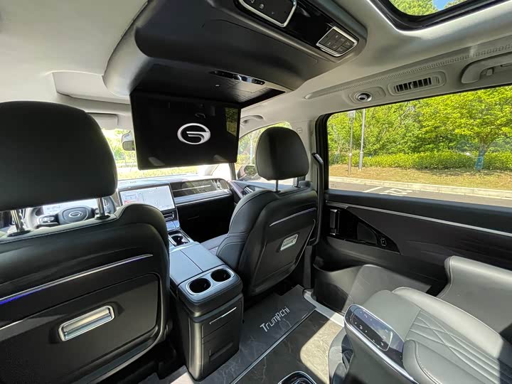 Фото 9 - GAC Trumpchi M8