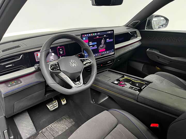 2026 Volkswagen Teramont Pro