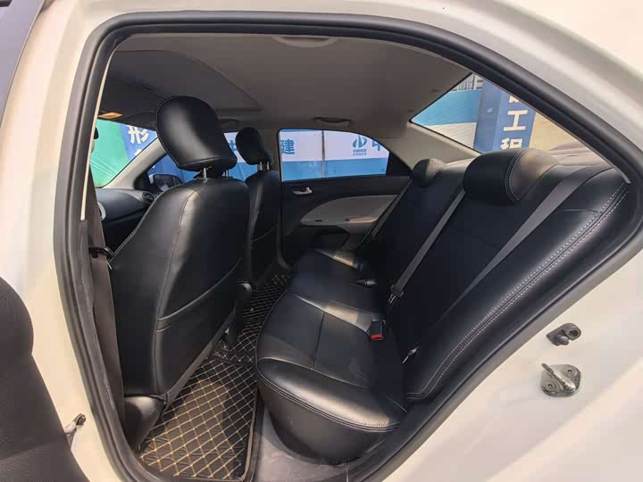 Kia Pegas 2020 2020款 1.4L 自动舒适天窗版