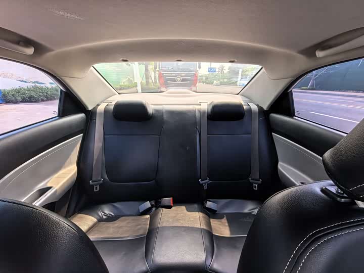 Kia Pegas 2020 2020款 1.4L 自动舒适天窗版