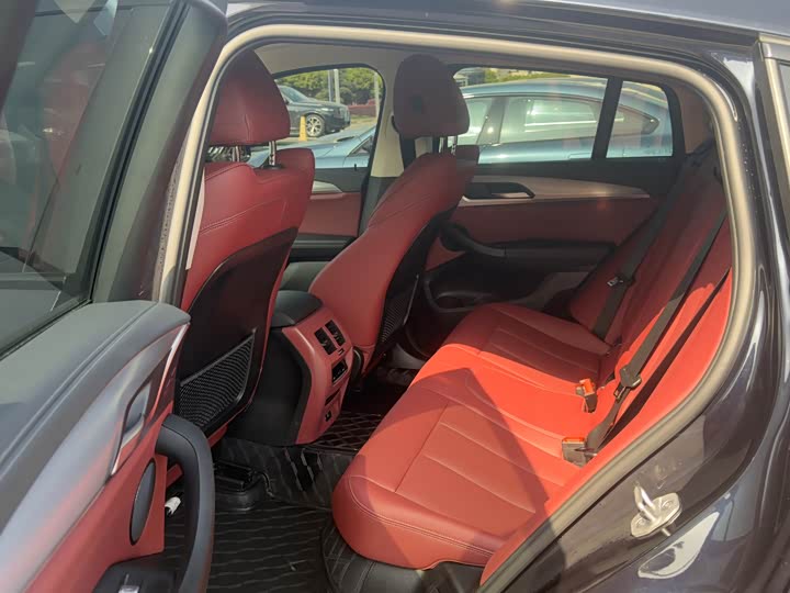 BMW X4 2022 2022款 xDrive 25i M运动套装