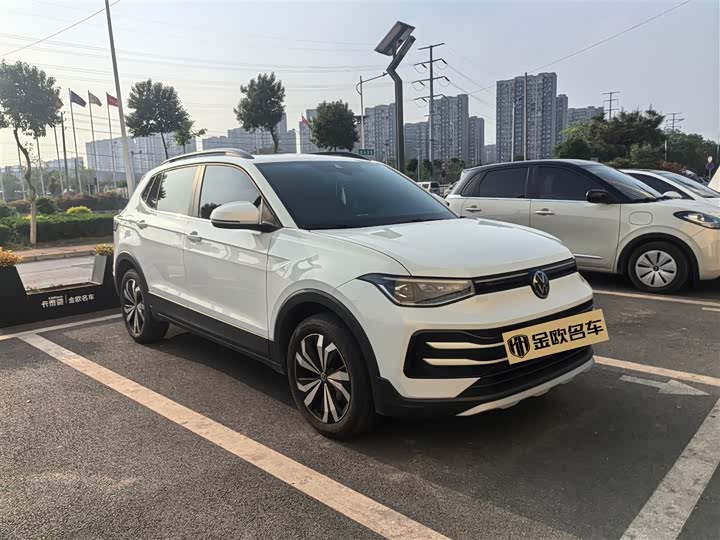 Volkswagen Tharu 2025 2025款 新锐 1.5L 锐意版