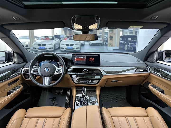 Фото 9 - BMW 6 Series GT