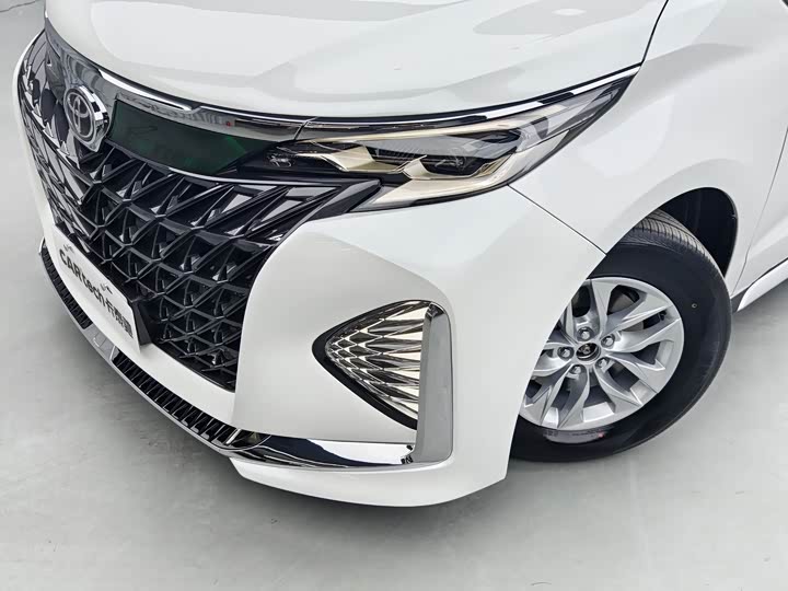 Toyota Granvia 2026 2026款 2.5L混动 舒适版