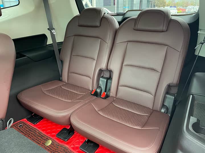 Geely Okavango 2022 2022款 1.8TD DCT豪华型 7座