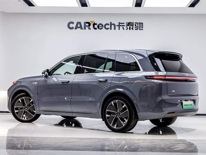 2025 LiXiang L8